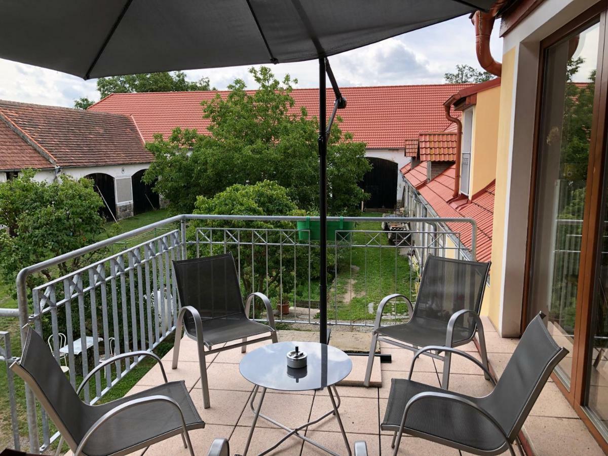 Ubytovani U Simonu Hotel Probulov Eksteriør billede